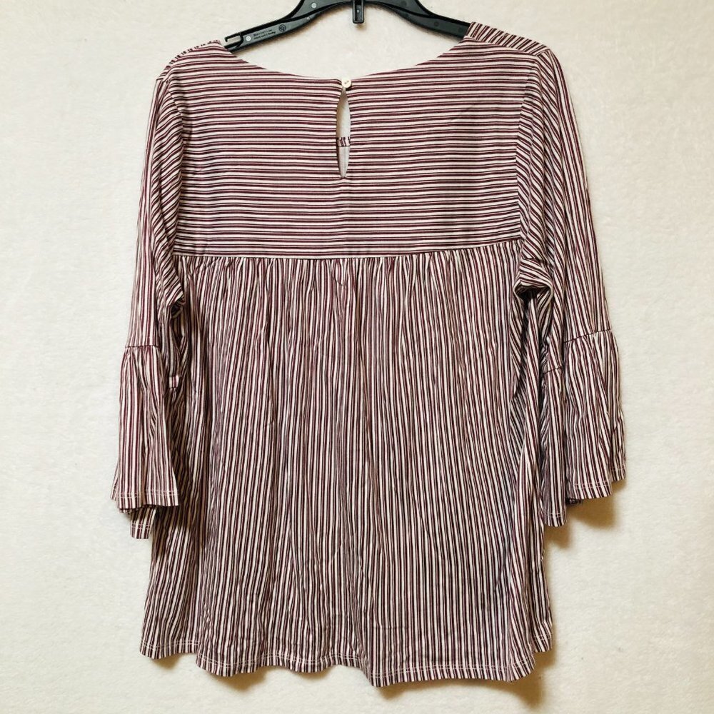 Skies Are Blue Maroon & White Striped Quarter Bell Sleeve Blouse Top Size Small - Picture 5 of 6